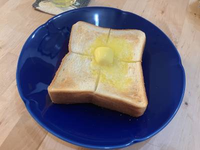 食パンのトースト