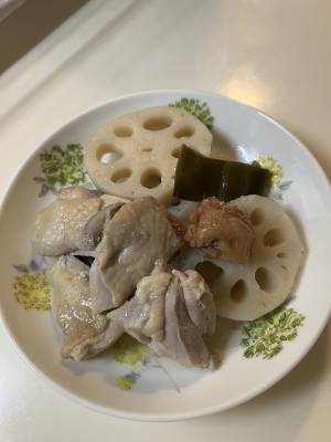 れんこんと鶏肉の梅煮