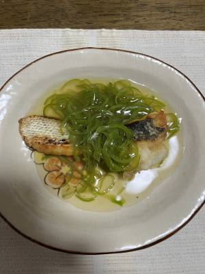 ピーマンと白身魚の甘酢あんかけ