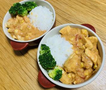 フレッシュトマトのバターチキン