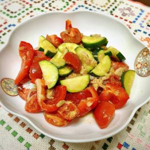 夏野菜のツナ炒め