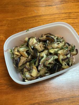 なすとみょうがの酢の物