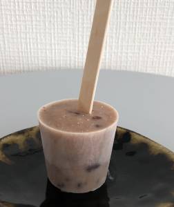 小豆ミルクのアイスキャンデー