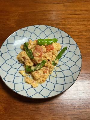 トマト卵炒め