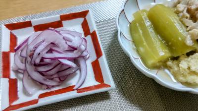 紫たまねぎのマリネ