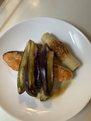 なすとさけの照り焼き