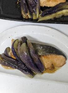 なすとさけの照り焼き