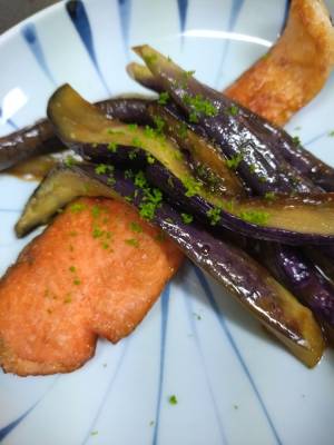 なすとさけの照り焼き