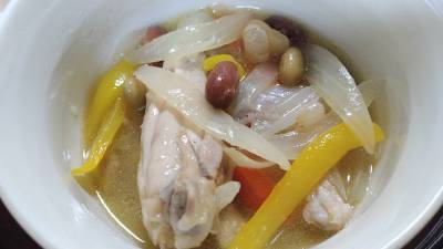 豆と鶏スペアリブのココナツミルクシチュー