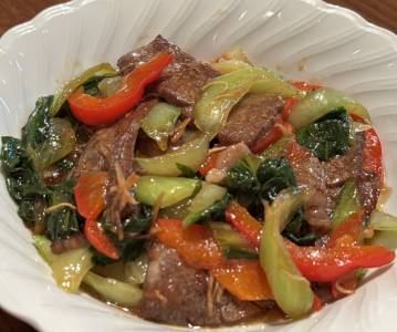 牛肉と彩り野菜のオイスター炒め