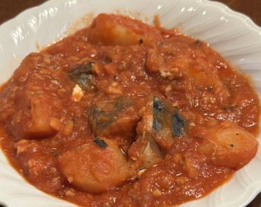 さば缶のじゃがいもトマト煮